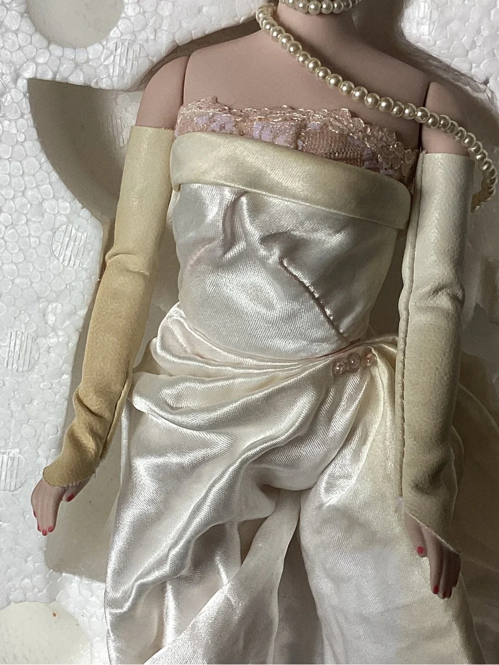 Enchanted Evening 1960 Barbie Porcelain Limited Edition 1986 Mattel  3415 New